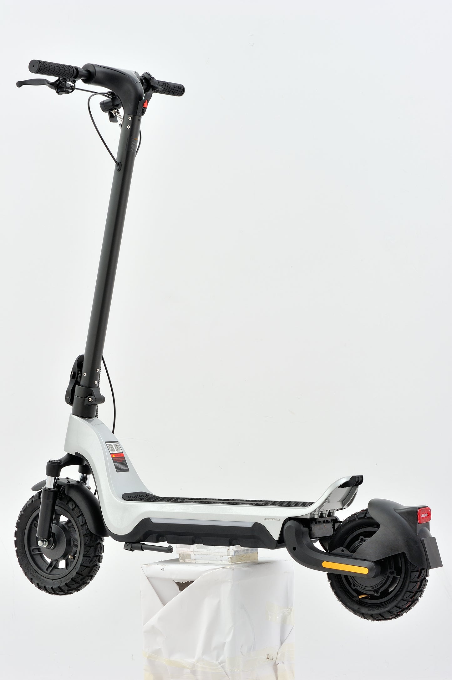 Fouetshot X3 Electric Scooter 800W All Terrain for Off-Road and City Use