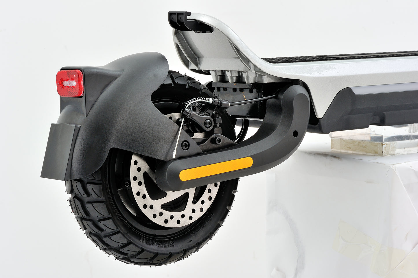 Fouetshot X3 Electric Scooter 800W All Terrain for Off-Road and City Use
